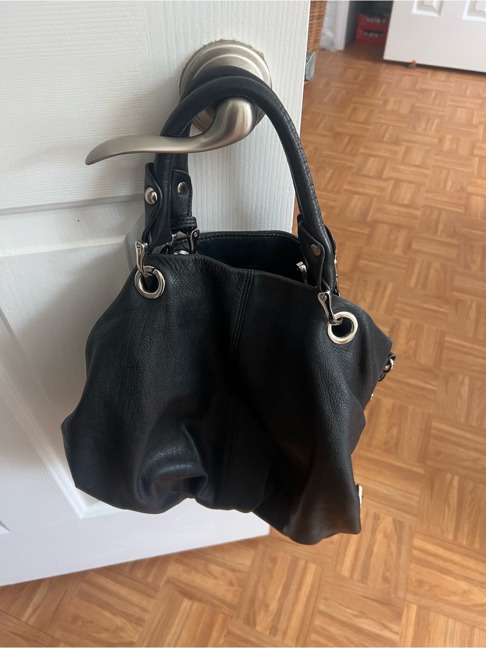 Rabeanco Italian leather Bucket Bag